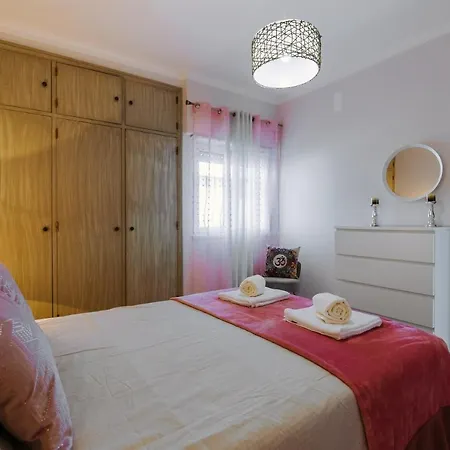 Blue House In Santa Cruz With Sea View * Santa Cruz (Oeste)