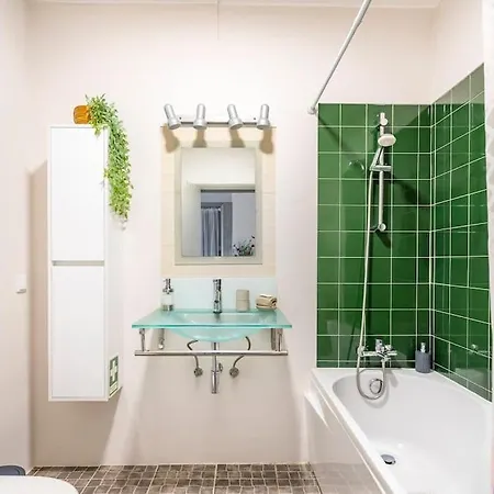 Апартаменты Blue House In With Sea View
