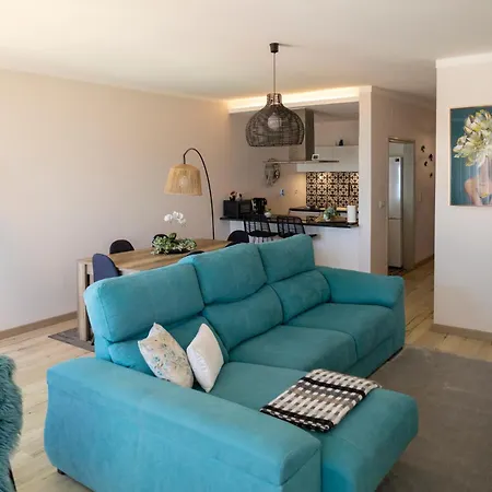 Blue House In Santa Cruz With Sea View * Santa Cruz (Oeste)